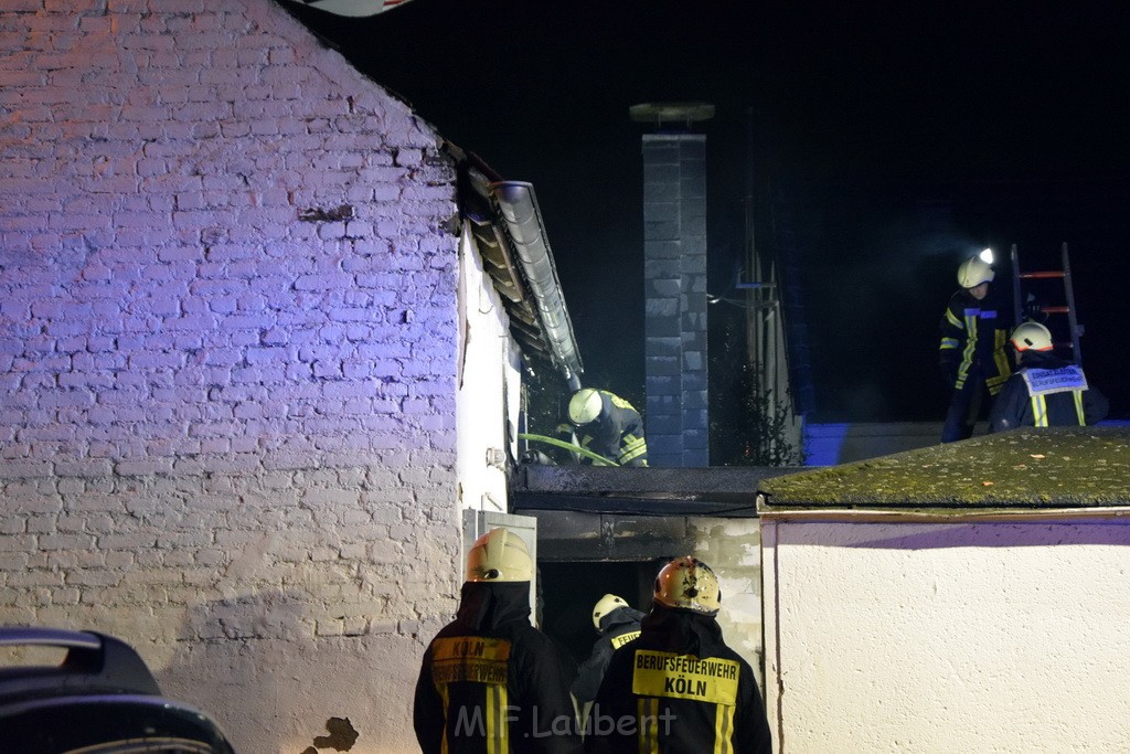 Feuer 2 Koeln Porz Langel Hinter der Kirche P081.JPG - Miklos Laubert